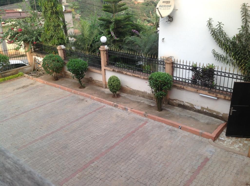 Bastos'Appart Yaoundé Esterno foto